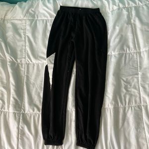 BLACK LIGHTNING BOLT SWEATPANTS